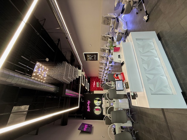 Modish Nail Lounge luxury nail salon serving Eastvale CA